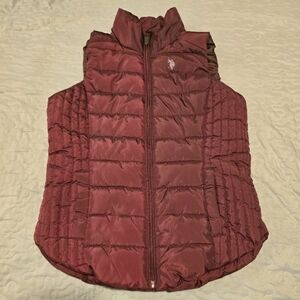 U.S POLO ASSN. Women's Puffer Vest. Size Small‎